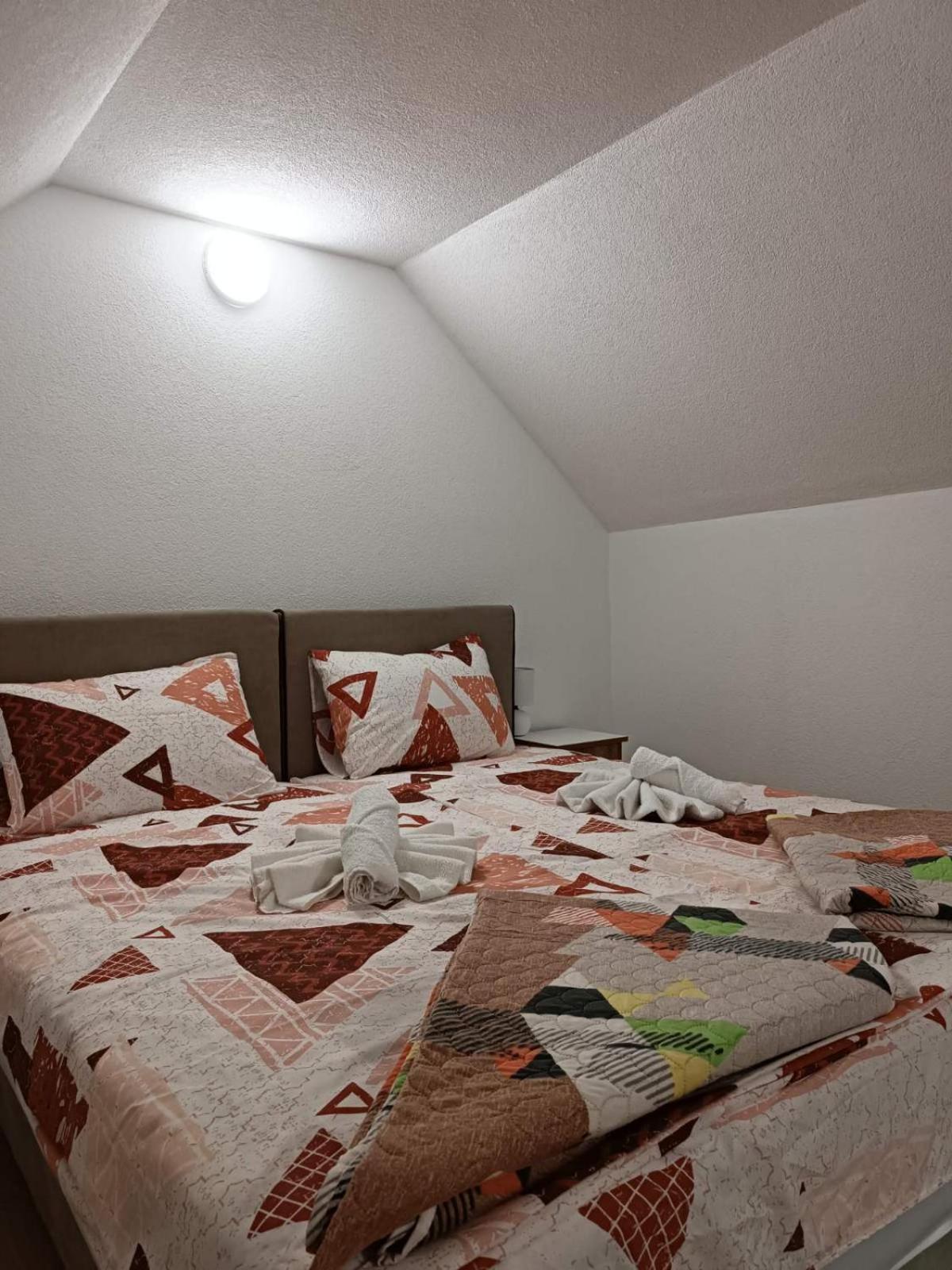 Apartmani Lena ปลูชิเน ห้อง รูปภาพ